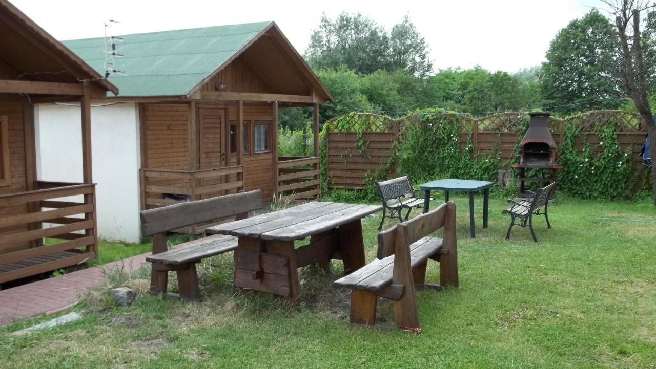 Dworek W Zieleni Warsaw Ngoại thất bức ảnh