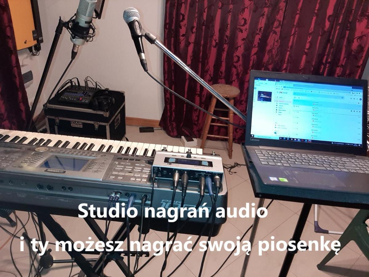 Dworek W Zieleni Warsaw Ngoại thất bức ảnh