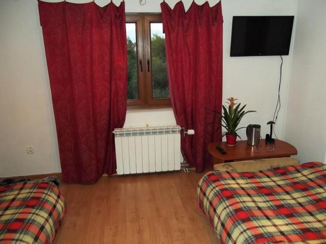Dworek W Zieleni Warsaw Ngoại thất bức ảnh