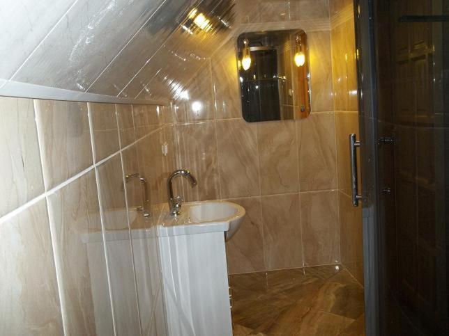 Dworek W Zieleni Warsaw Ngoại thất bức ảnh