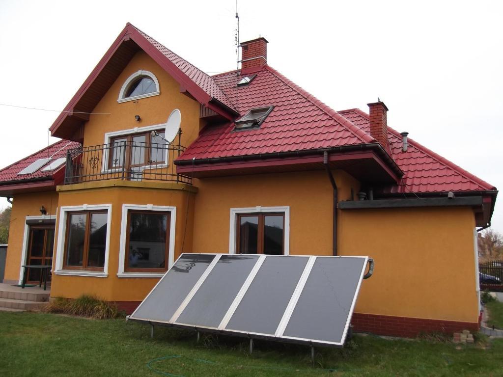 Dworek W Zieleni Warsaw Ngoại thất bức ảnh
